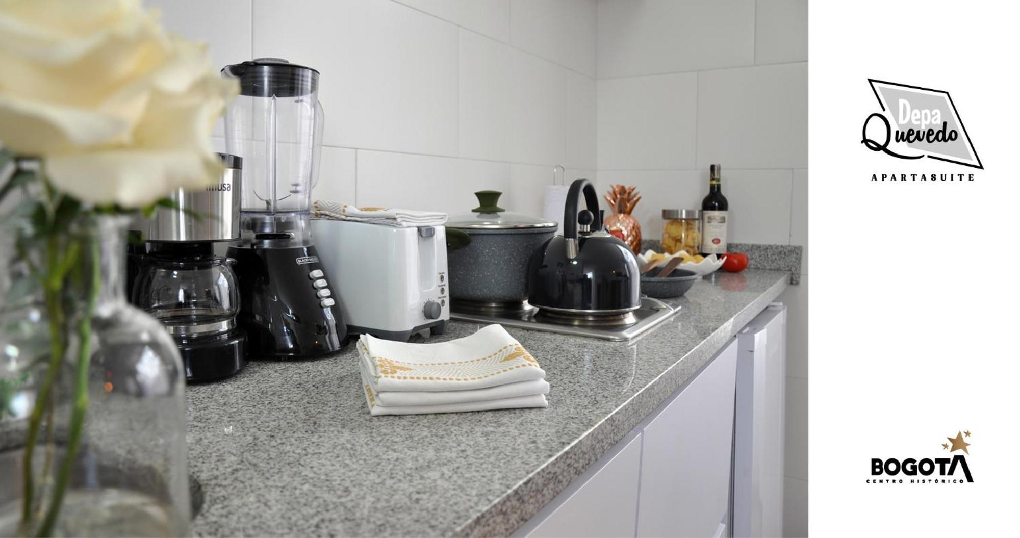 Depa Quevedo - Trendy Revamped Flat - Exceptional Spot In Bogota'S Historic Colonial Square - Candelaria Kültér fotó